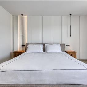 5 bedroom luxury seaside villa with indoor & outdoor pool, near Acharavi, sleeps 10